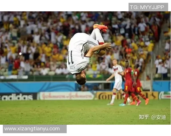 足球球星经典庆祝动作揭秘：激情、个性与胜利背后的独特符号