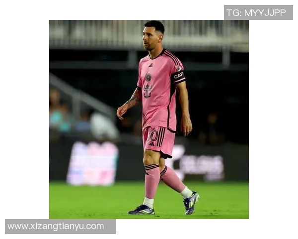 足球球星鞋子破损后如何应对并保证比赛表现的最佳方案 足球球星鞋子破损后如何应对并保证比赛表现的最佳方案