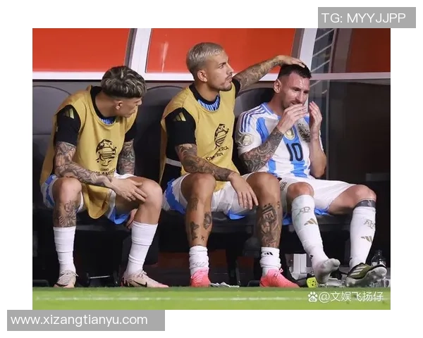 足球界十大伤感球星排名揭秘背后的悲情故事与荣耀瞬间 足球界十大伤感球星排名揭秘背后的悲情故事与荣耀瞬间